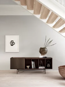 Design-Sideboard aus Holz für Büro und Objektbereich, moderne Stauraumlösung für Arbeitsräume und Innenarchitektur in Trier, Konz und Luxemburg